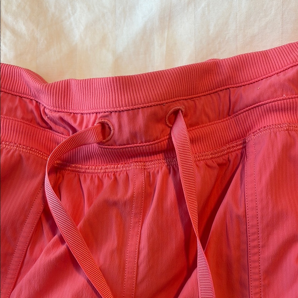Lululemon shorts - Picture 7 of 7